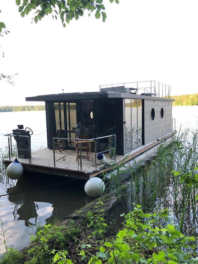 Houseboat- Dom Na Wodzie Z Sauna I Mozliwoscia Plywania Илава Экстерьер фото